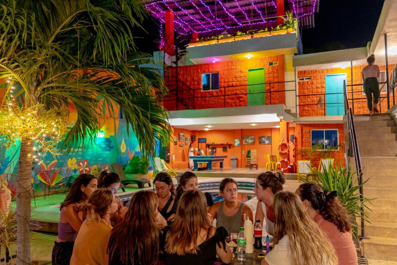 Hostel Nirvana Таганга Экстерьер фото