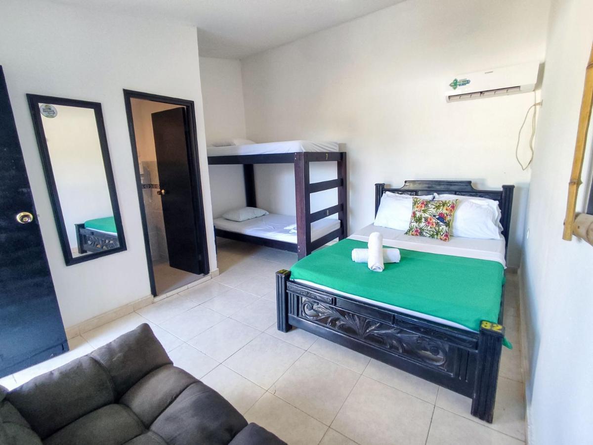 Hostel Nirvana Таганга Экстерьер фото