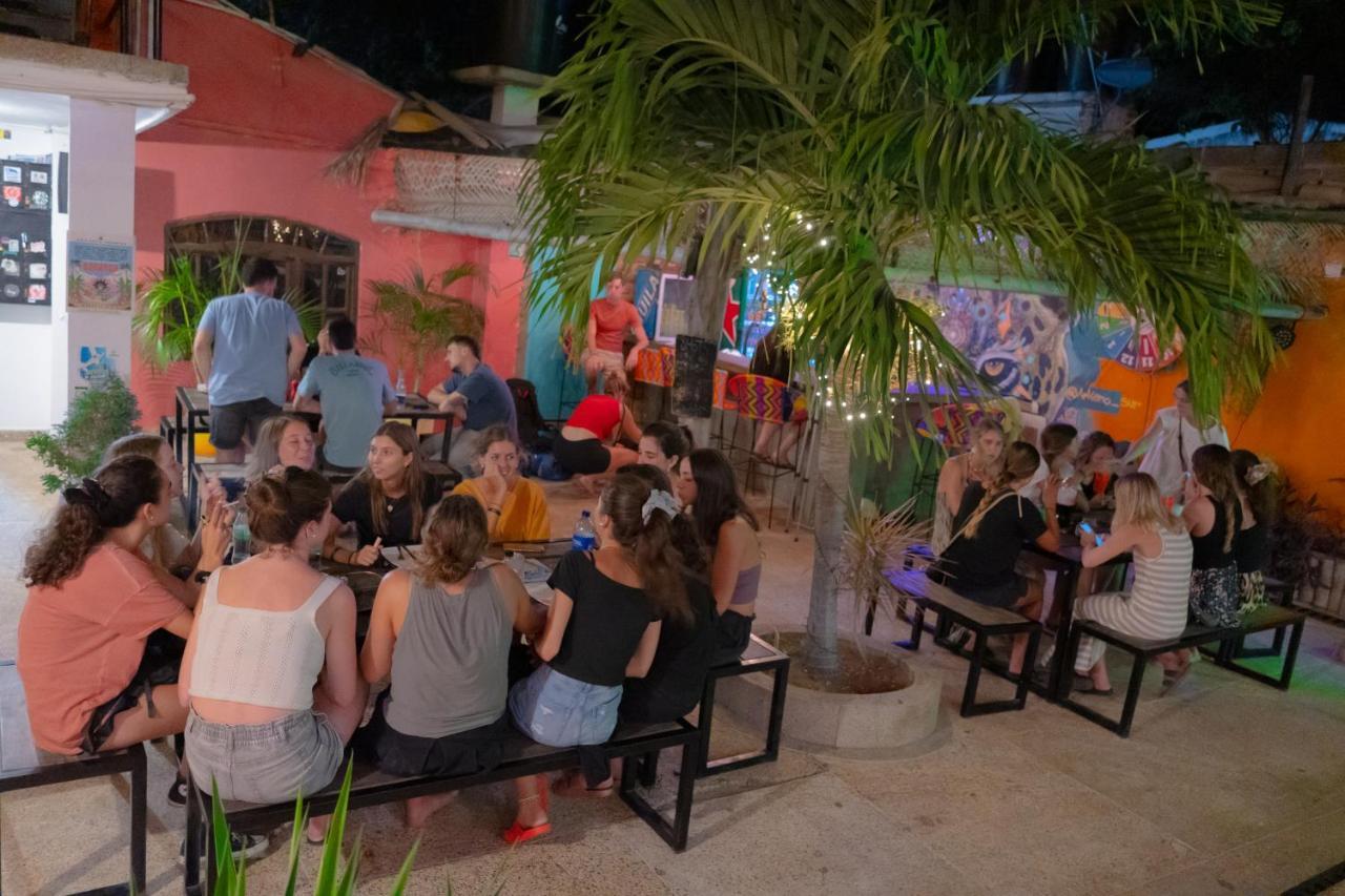 Hostel Nirvana Таганга Экстерьер фото